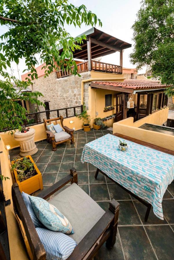 Secret Garden - Old Town Apartamento Rhodes City Exterior foto