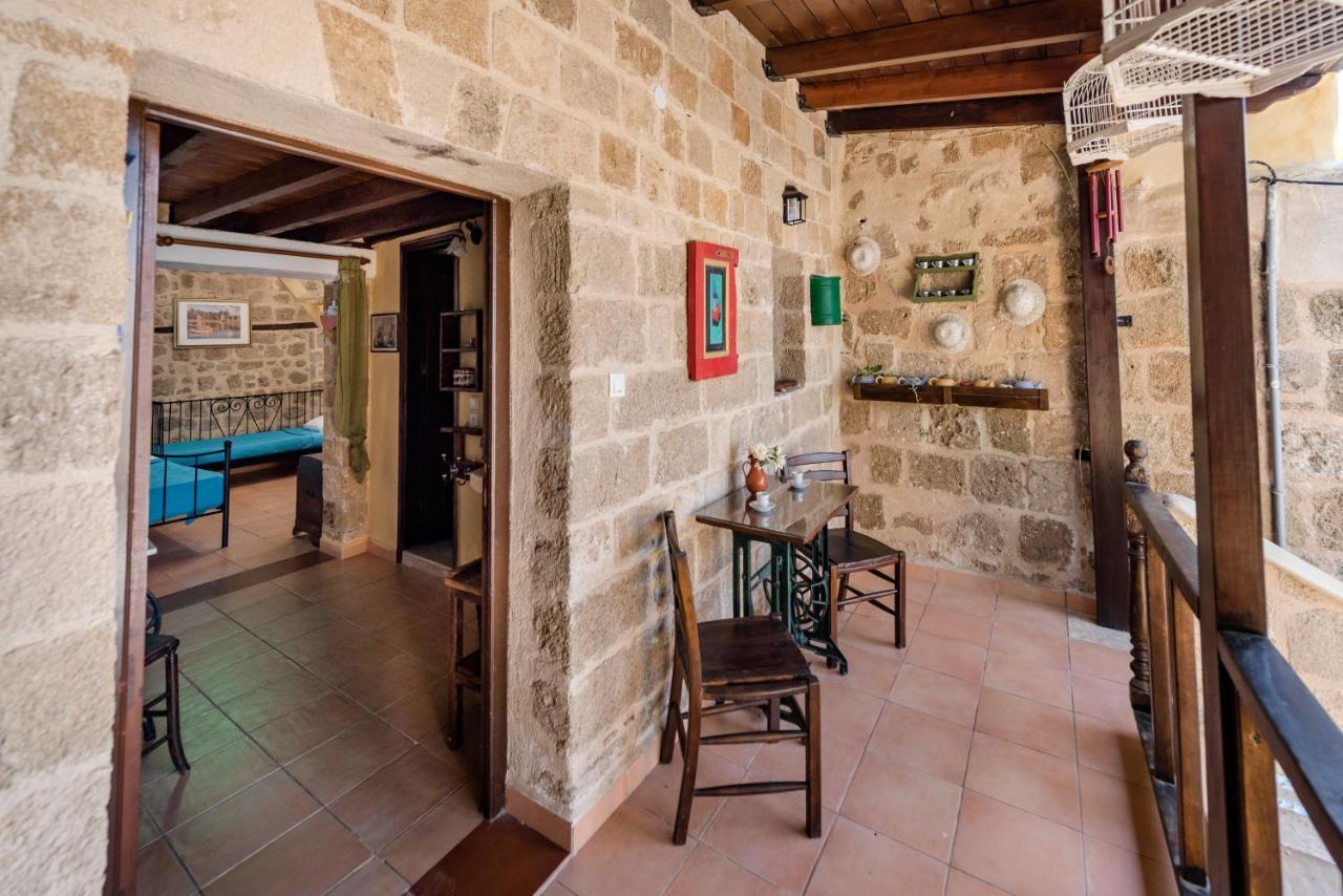 Secret Garden - Old Town Apartamento Rhodes City Exterior foto