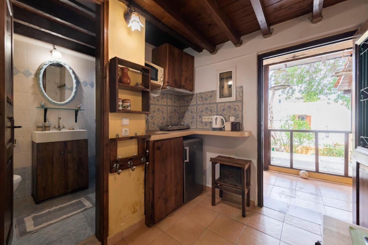 Secret Garden - Old Town Apartamento Rhodes City Exterior foto